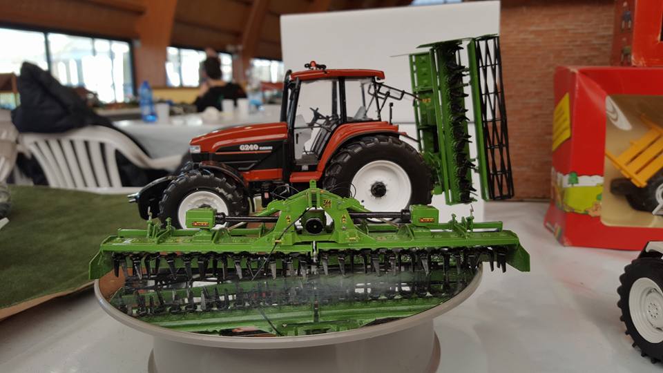 TRACTEUR AGRICOLE 1970 BRITAINS 1/32°